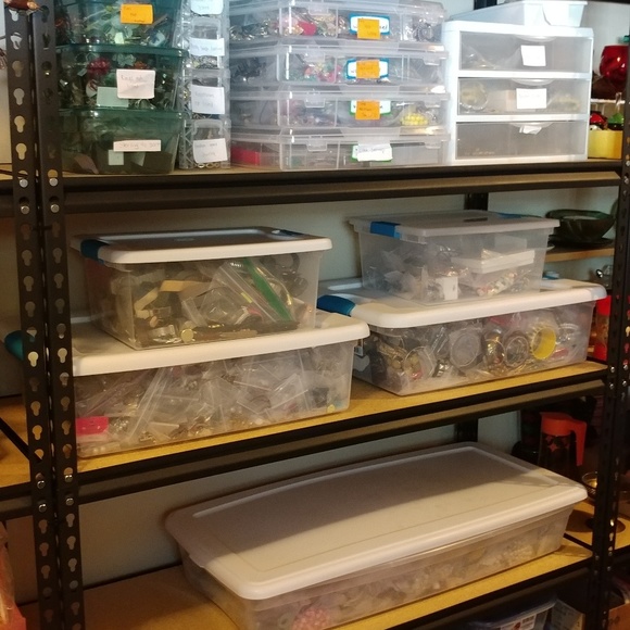 Bern's MAKE A BUNDLE OFFER 🌞 DEAL DAYS - Picture 3 of 9